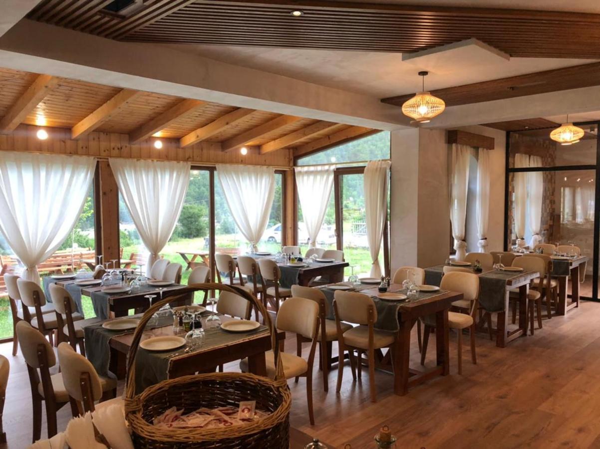 Hotel Restaurant Alpet Тети Экстерьер фото