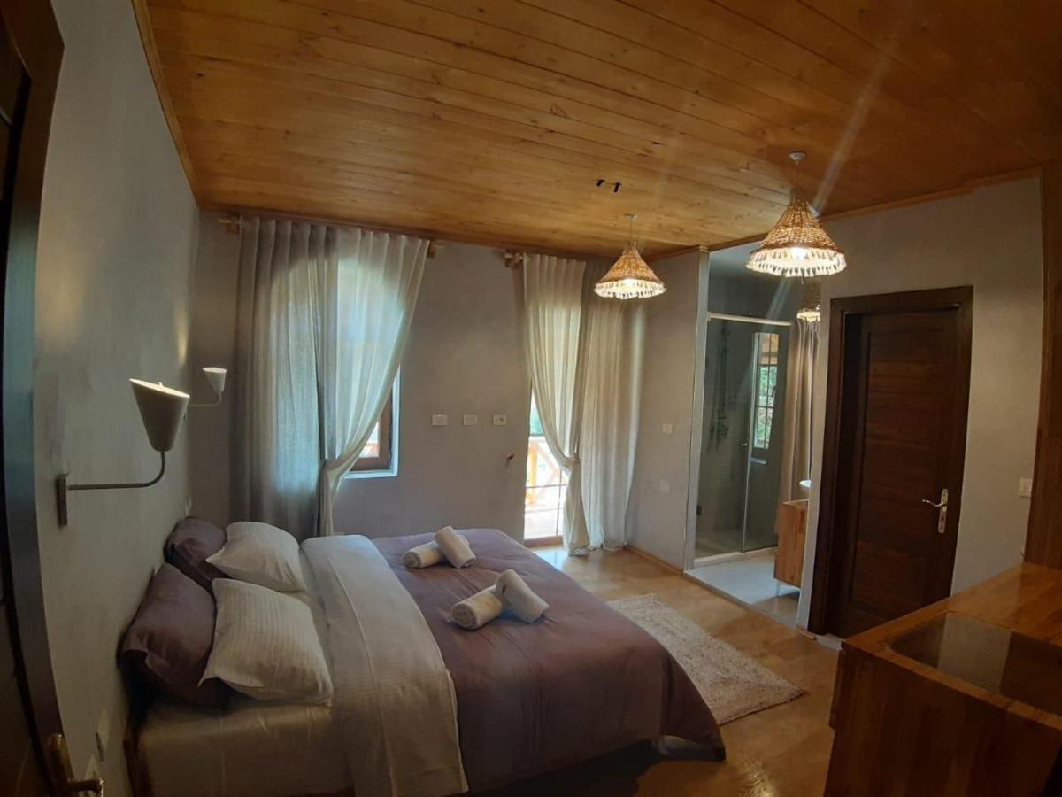 Hotel Restaurant Alpet Тети Экстерьер фото